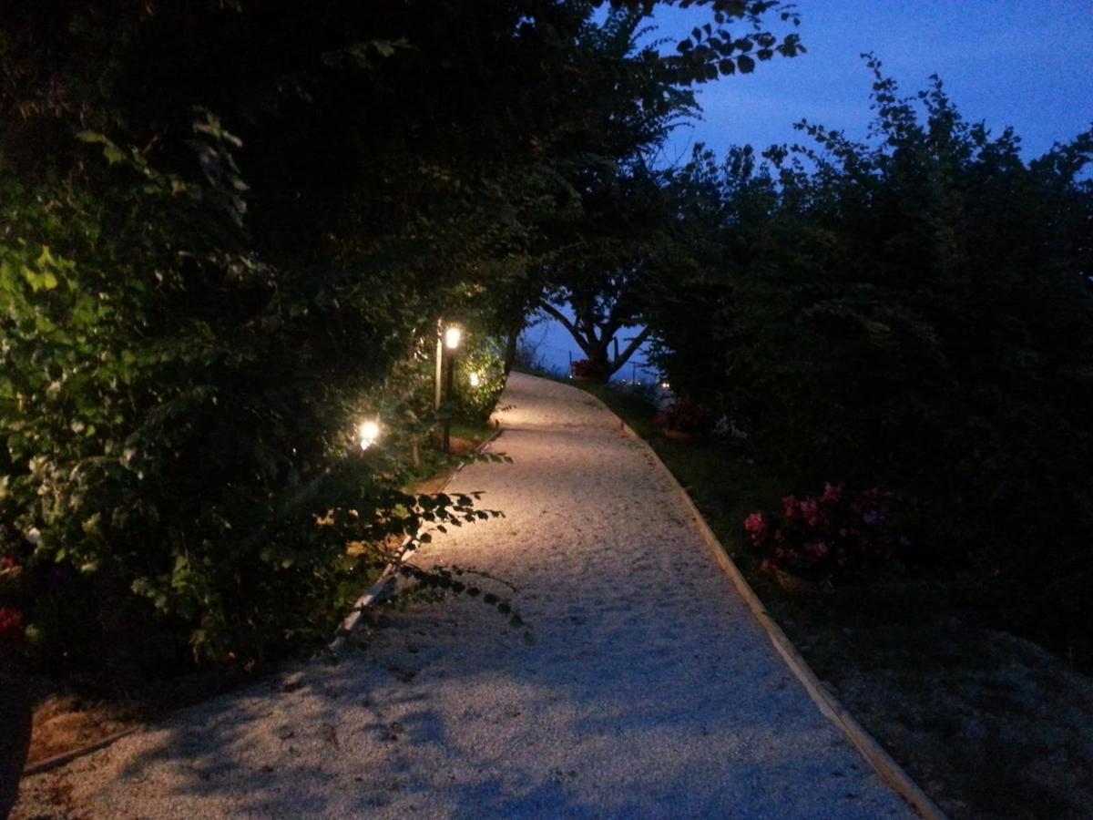 B&B Ceresa - Country House Loreto Bagian luar foto