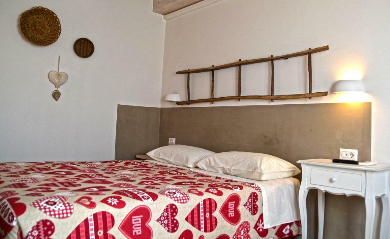 B&B Ceresa - Country House Loreto Bagian luar foto