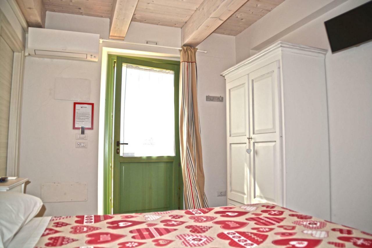 B&B Ceresa - Country House Loreto Bagian luar foto